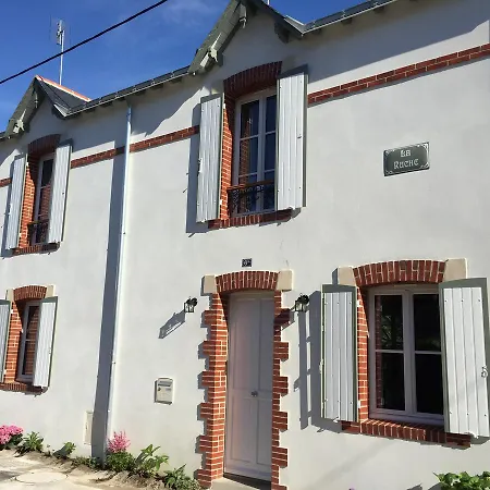 La Ruche Bed and breakfast 4*