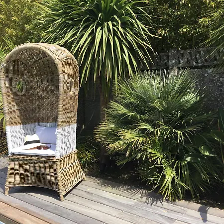 Bed and breakfast La Ruche 4*