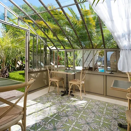 Bed and breakfast La Ruche 4*