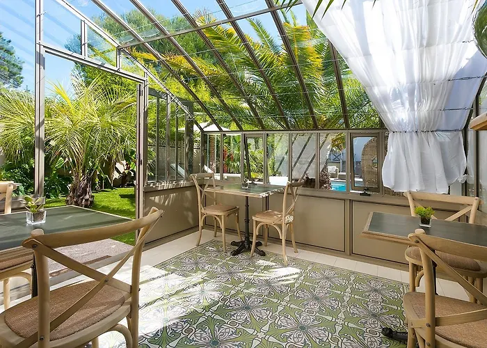 Bed and breakfast La Ruche 4*